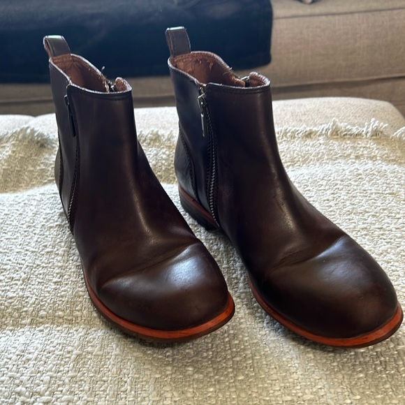 LUCKY BRAND LEATHER BOOTS 8/38 - Picture 1 of 12